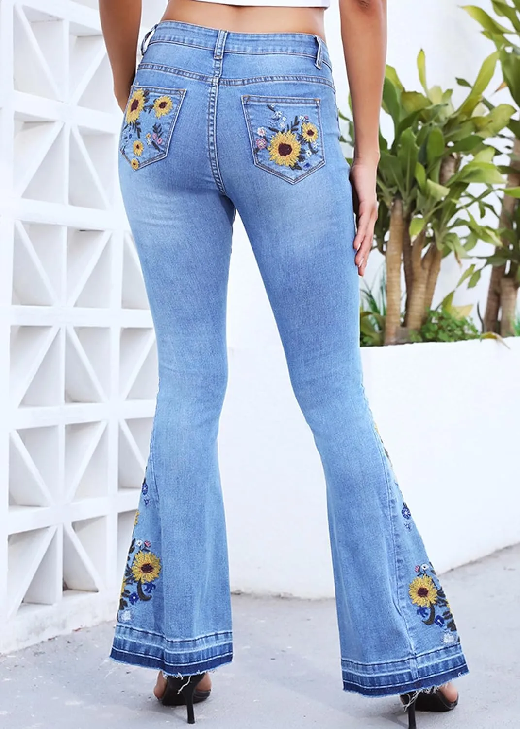 Anna-Kaci Womens Floral Daisy Embroidered Mid Rise Bell Bottom Flare Frayed Hem Jeans