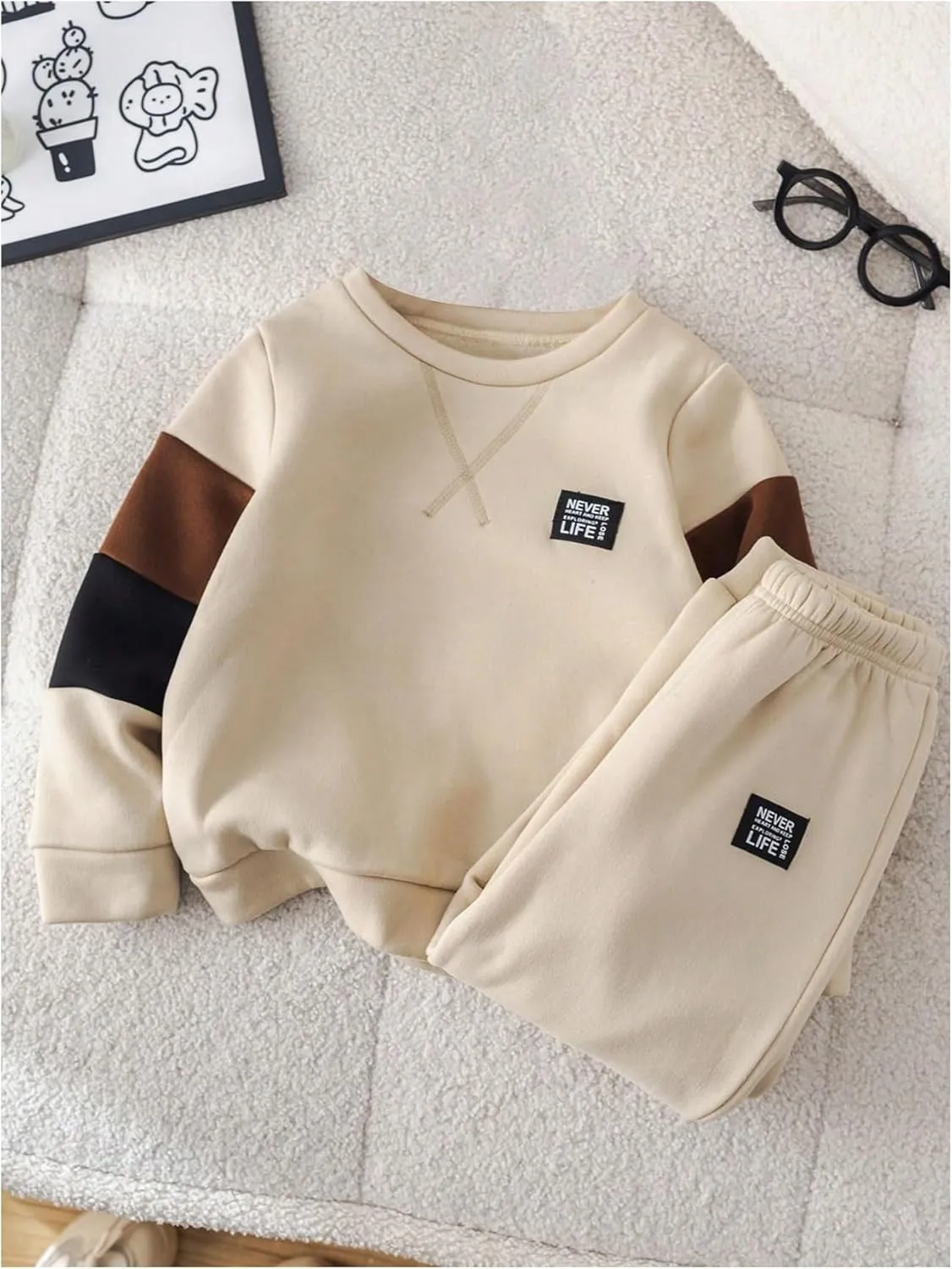 Boy's 2 Piece Outfits Colorblock Crewneck Long Sleeve Sweatshirt and Jogger Sweatpants Set