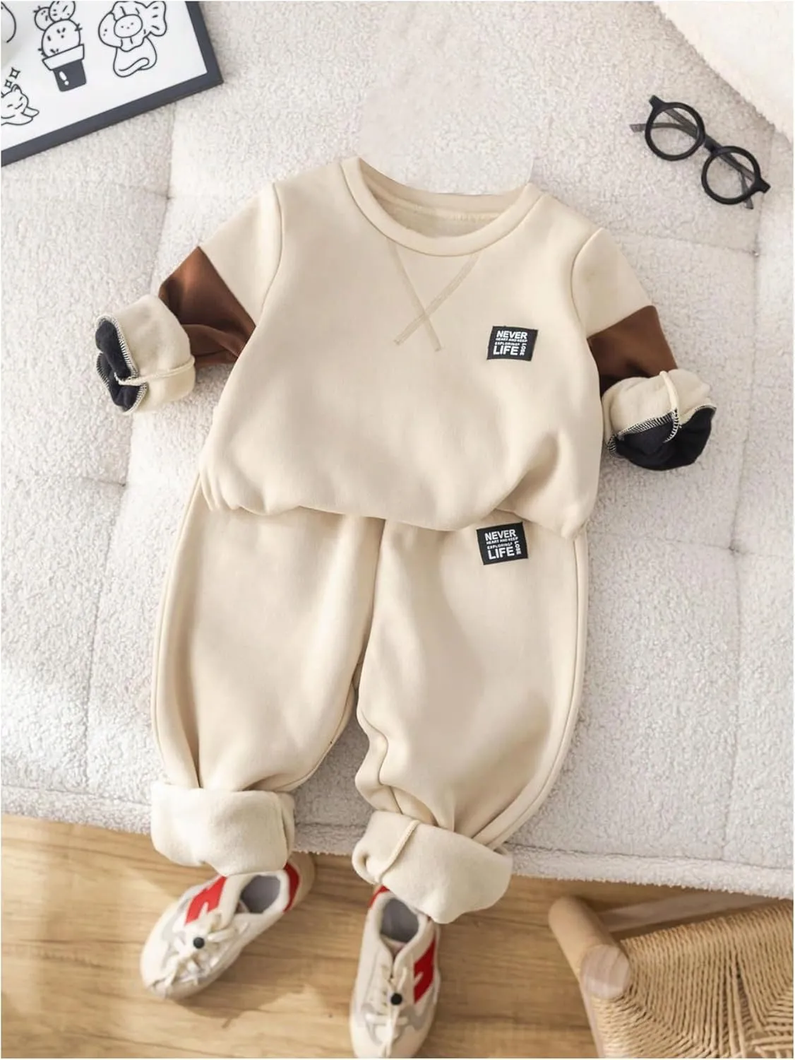 Boy's 2 Piece Outfits Colorblock Crewneck Long Sleeve Sweatshirt and Jogger Sweatpants Set