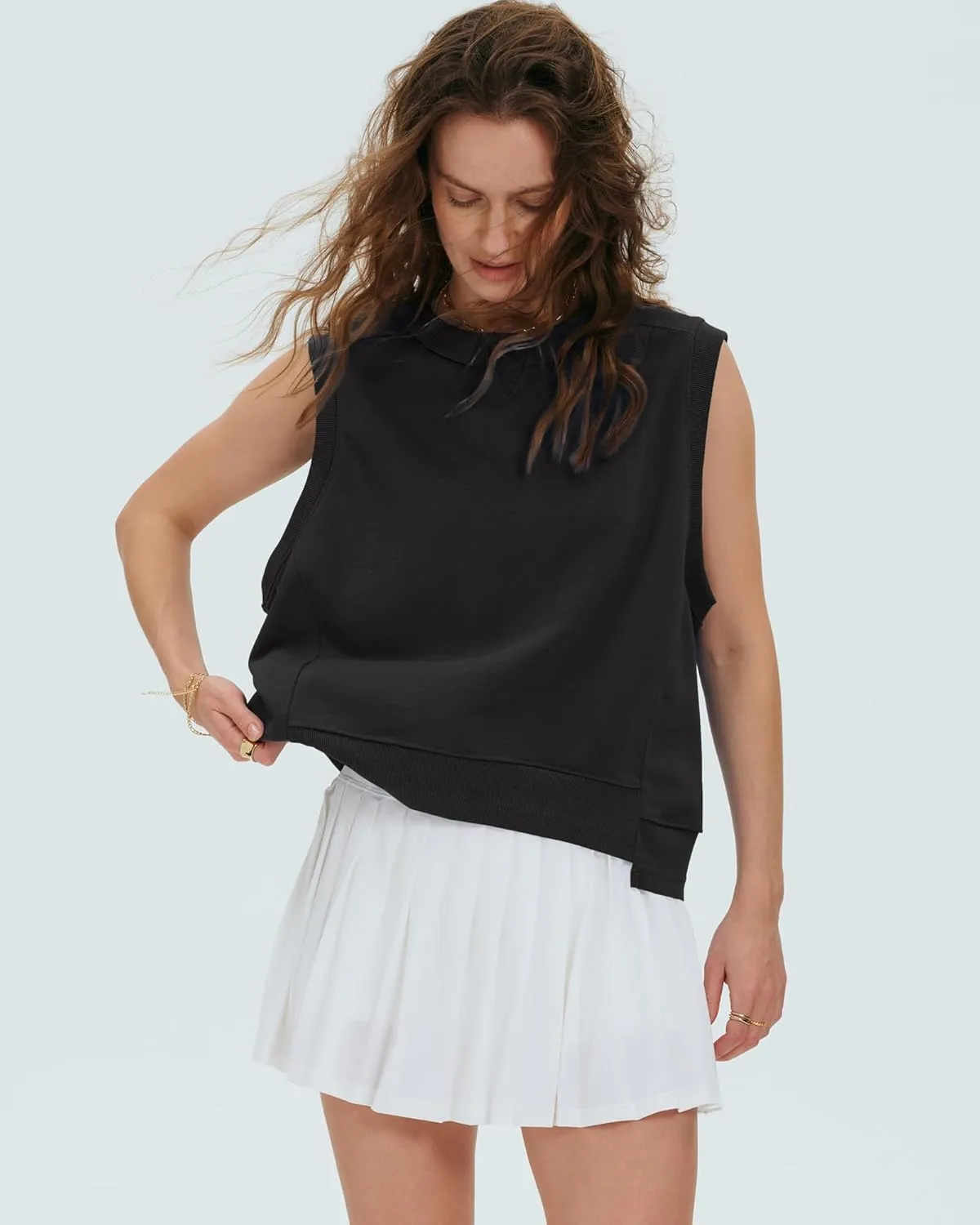 Gacaky Tank Top for Women Oversized Cropped Sleeveless Workout Tops Crewneck Athletic Running Pullover Sweatshirts