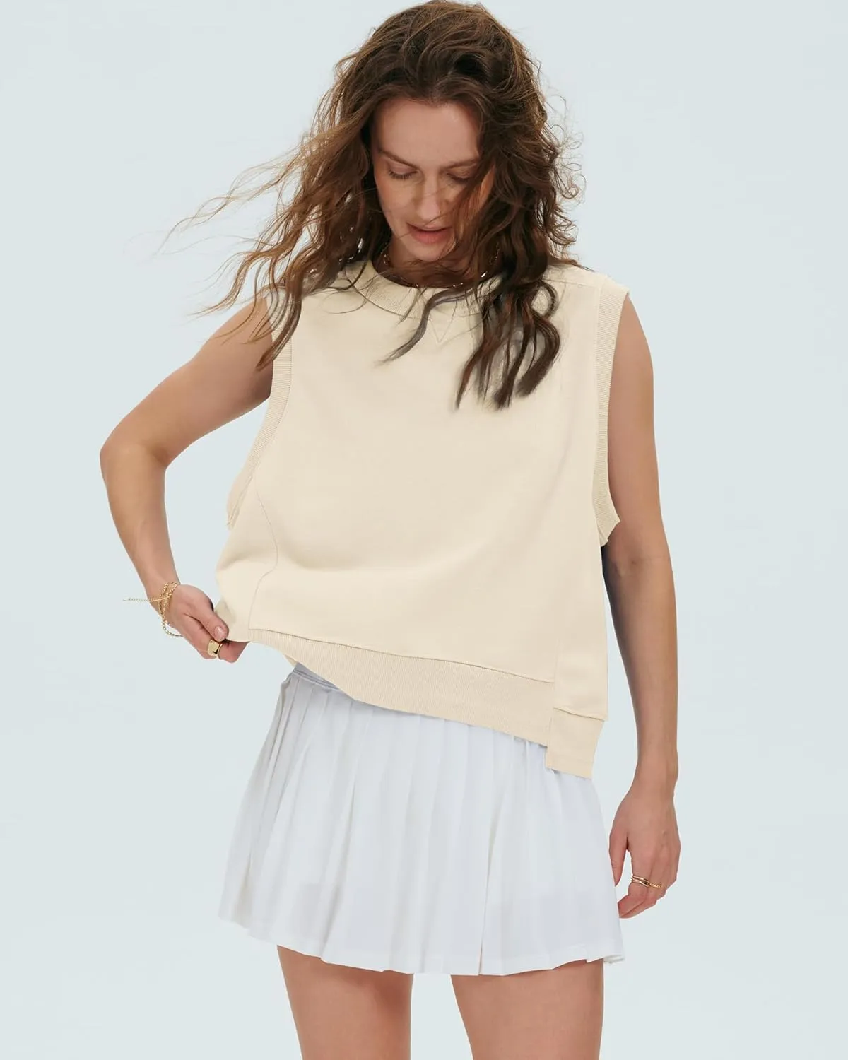 Gacaky Tank Top for Women Oversized Cropped Sleeveless Workout Tops Crewneck Athletic Running Pullover Sweatshirts