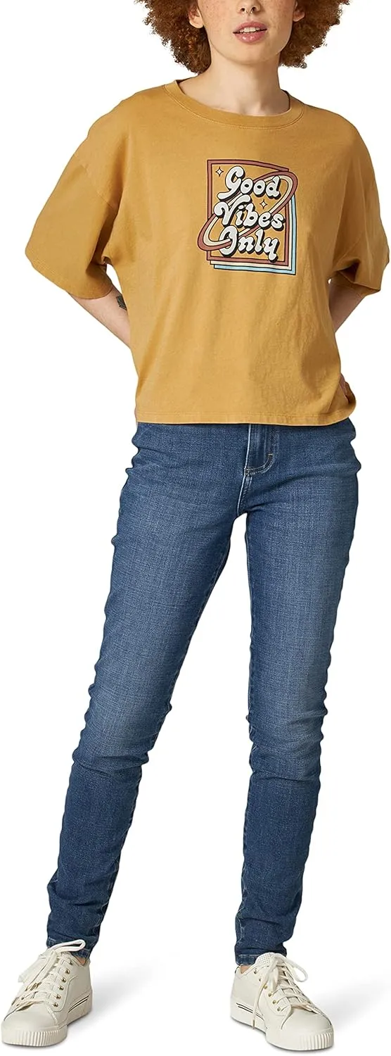 Lee Women's Boxy Crop Graphic T-Shirt