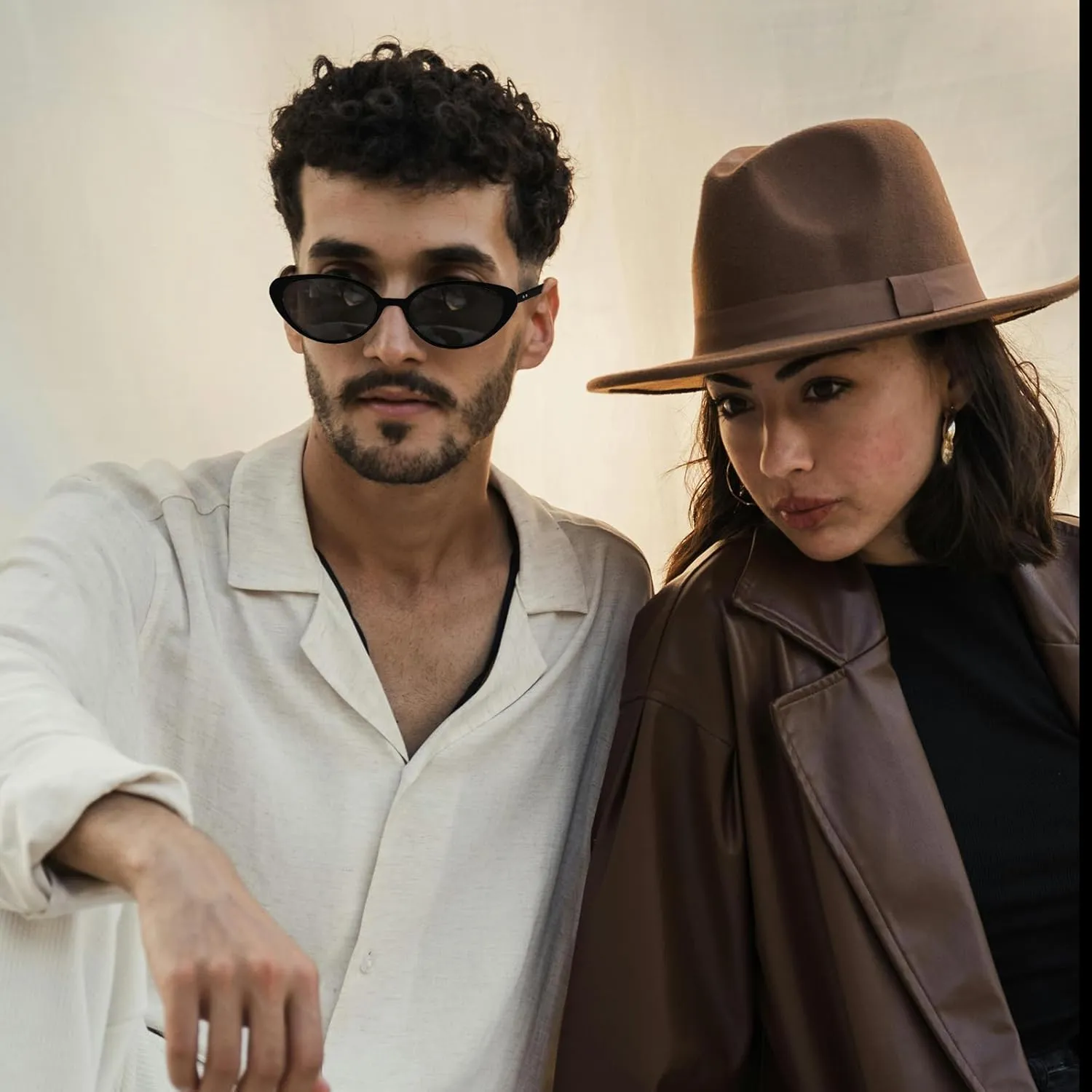 LJCZKA Retro Oval Sunglasses for Women Men 90s Small Oval Sun Glasses Fashion Vintage y2k Cat Eye Shades UV400 Protection