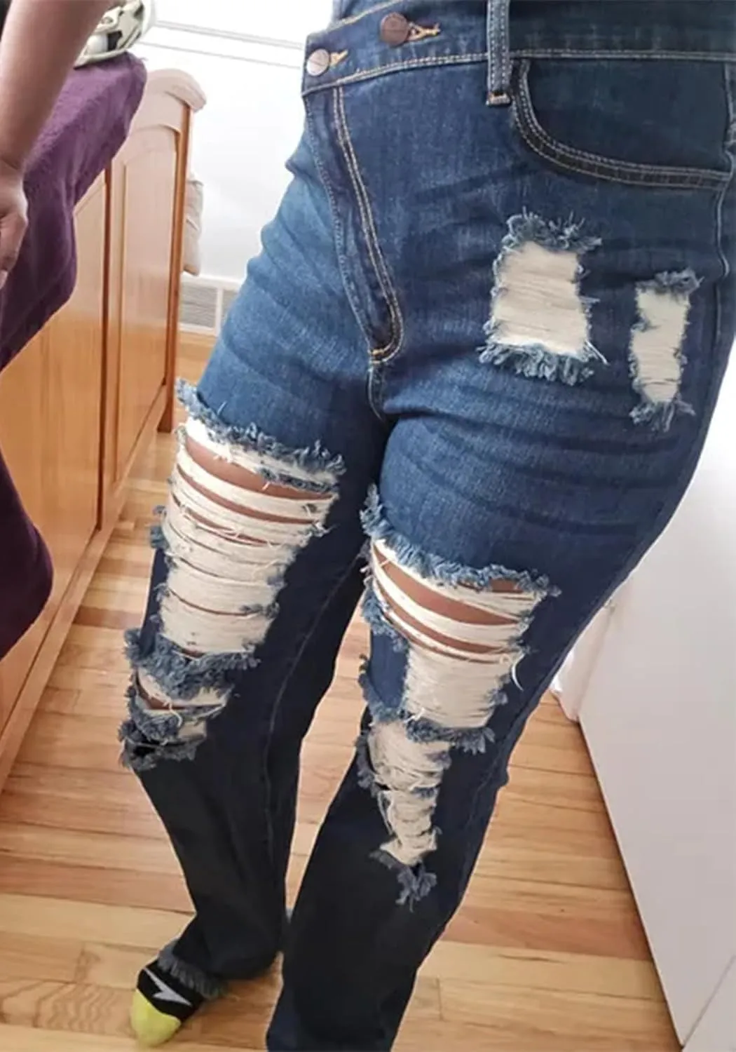 Lucuna Women's High Waisted Ripped Jeans Distressed Straight Leg Frayed Hem Y2K Trendy Denim Pants