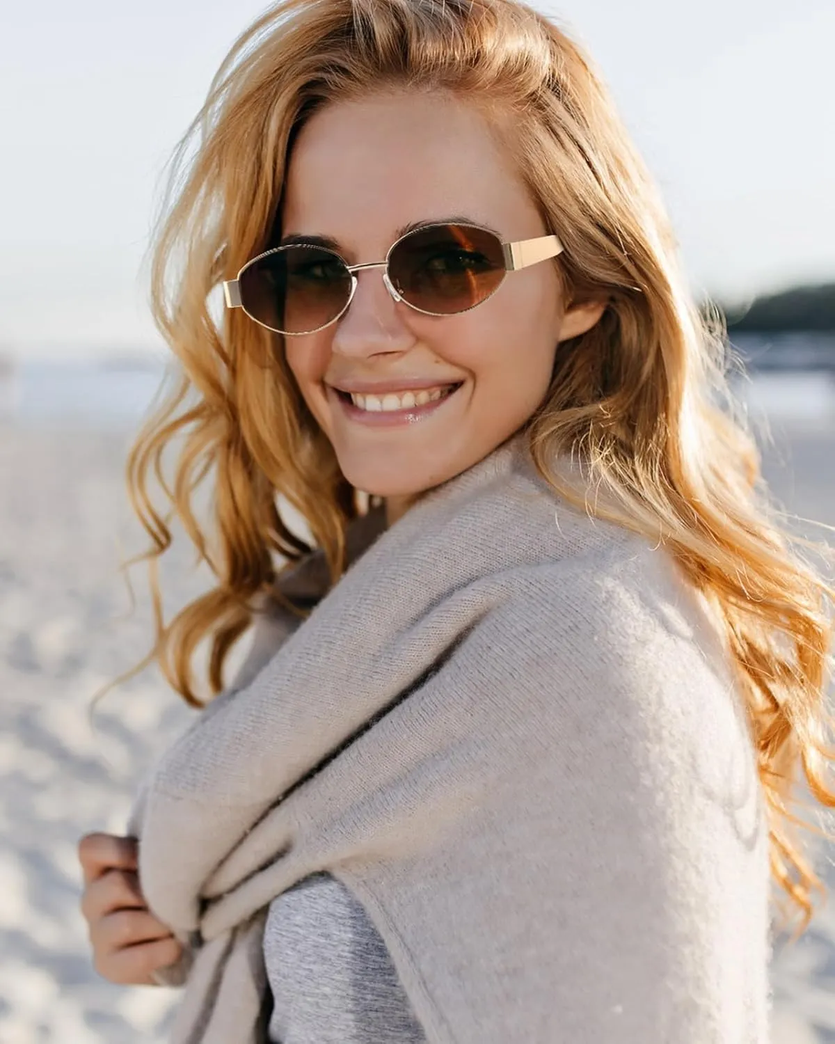 Retro Oval Sunglasses for Women Men, Trendy Designer Metal Style UV400 Protection Sun Glasses