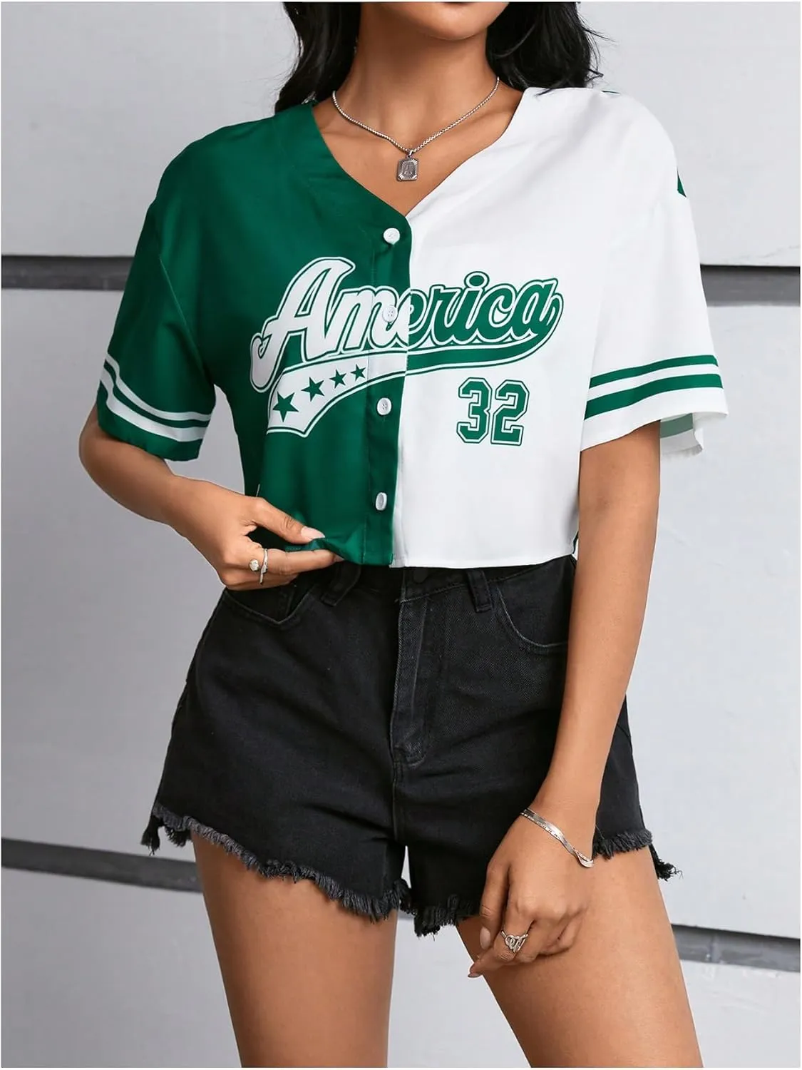 Verdusa Women's Letter Print Colorblock Drop Shoulder Crop Button Up Shirt Casual Crop Blouse