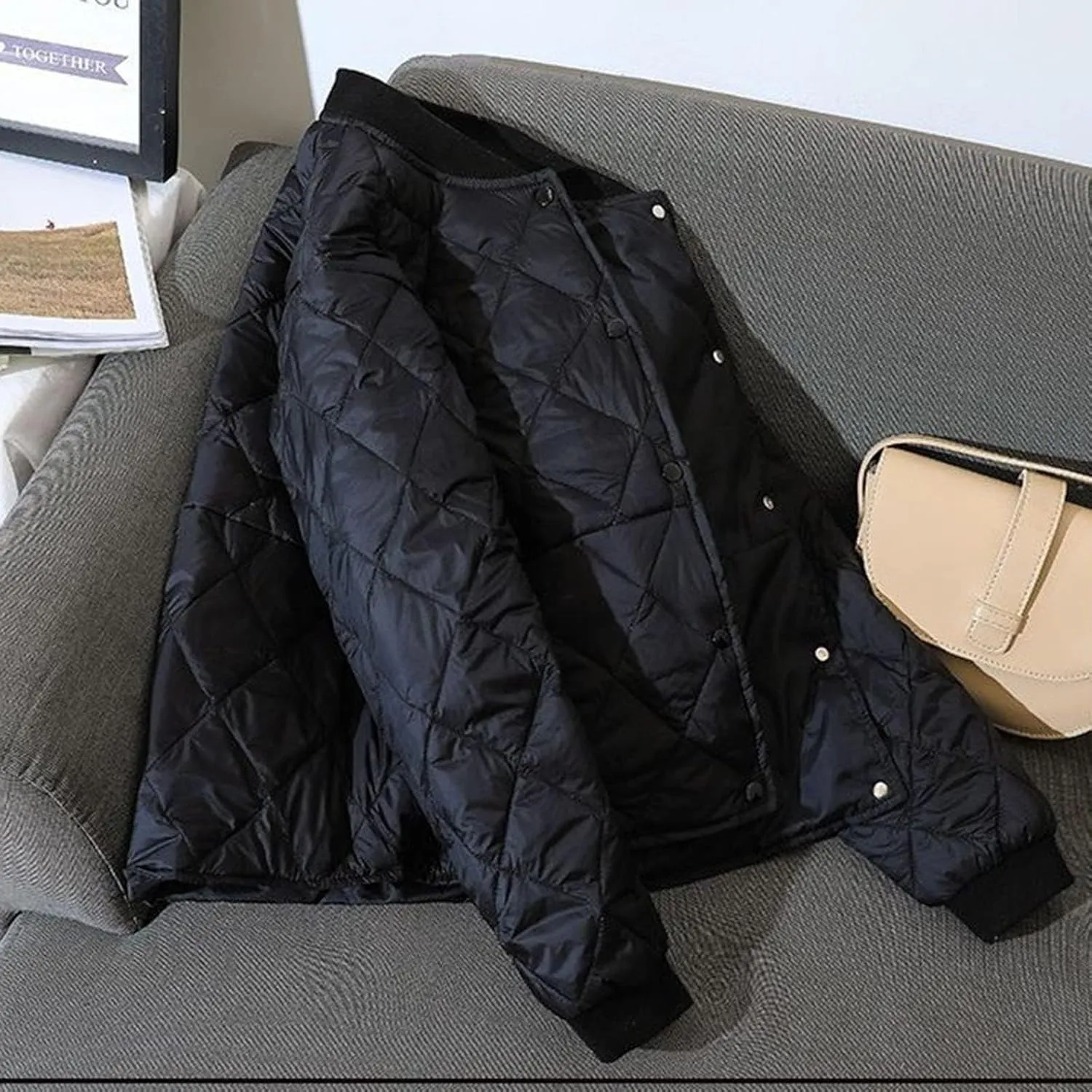 Women's Diamond Quilted Bomber Jacket Lightweight Button Down Cropped Loose Padded Coat Winter Casual Warm Outerwear